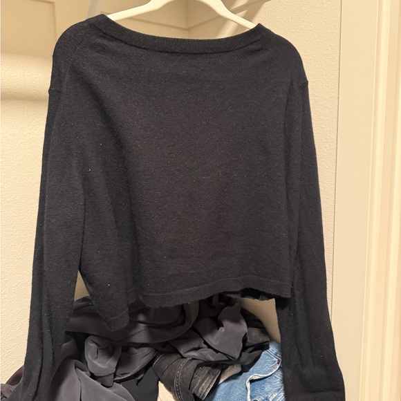 ❌SOLD❌ Wilfred SoftSpoke™ Sicily Cardigan- BLACK - Picture 7 of 7